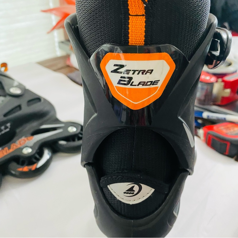 Zetrablade Inline Rollerblade Black & Neon Orange Perfect Beginner Skates Size 8 - Picture 5 of 10